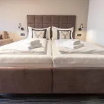 Apart-hotel Praga & Restaurant Zell Am See-kaprun Piesendorf
