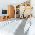 Praga & Restaurant Zell Am See-kaprun アパートホテル ピーゼンドルフ