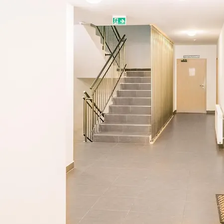 Aparthotel Praga & Restaurant Zell Am See-kaprun