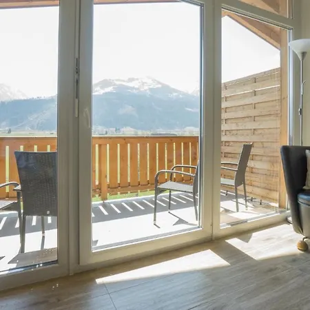 Aparthotel Praga & Restaurant Zell Am See-kaprun