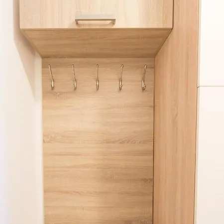 Aparthotel Praga & Restaurant Zell Am See-kaprun