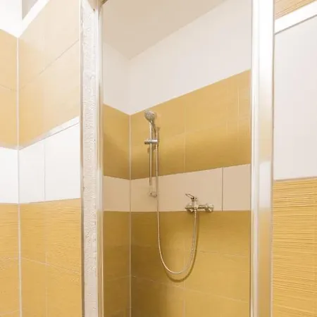 Praga & Restaurant Zell Am See-kaprun Aparthotel Piesendorf