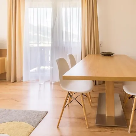 Praga & Restaurant Zell Am See-kaprun Aparthotel