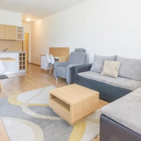 Aparthotel Praga & Restaurant Zell Am See-kaprun