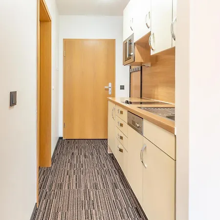 Praga & Restaurant Zell Am See-kaprun Aparthotel