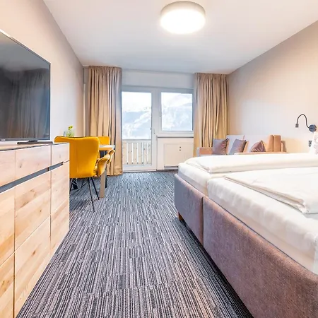 Praga & Restaurant Zell Am See-kaprun Aparthotel Piesendorf