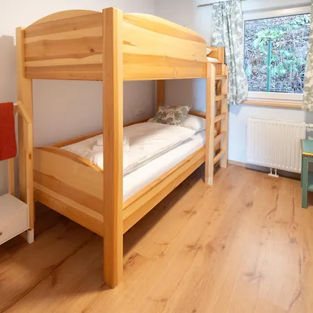 Lägenhetshotell Praga & Restaurant Zell Am See-kaprun 4*