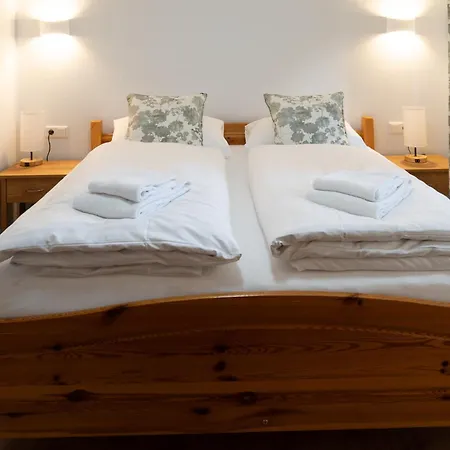 Aparthotel Praga & Restaurant Zell Am See-kaprun Piesendorf