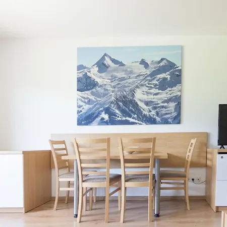 Lägenhetshotell Praga & Restaurant Zell Am See-kaprun Piesendorf