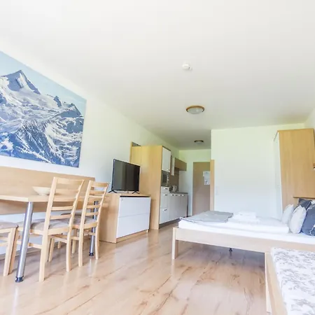 Lägenhetshotell Praga & Restaurant Zell Am See-kaprun Piesendorf