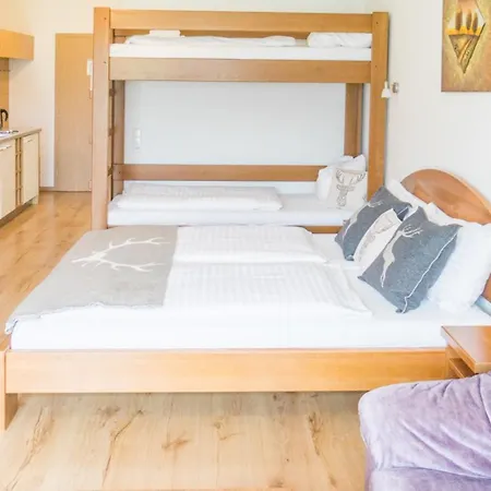 Lägenhetshotell Praga & Restaurant Zell Am See-kaprun Piesendorf