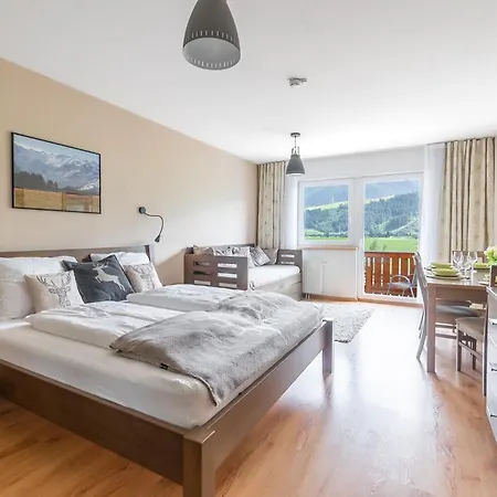 Praga & Restaurant Zell Am See-kaprun 3* ピーゼンドルフ