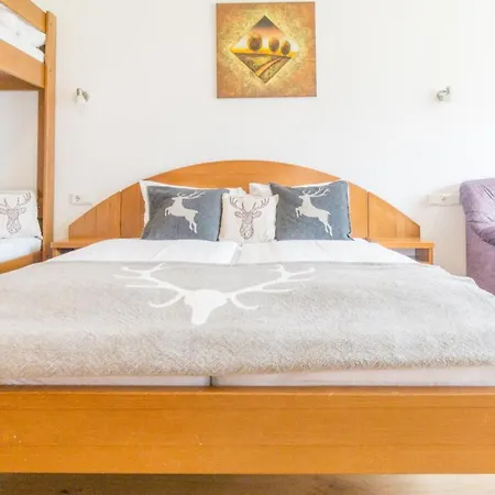 Praga & Restaurant Zell Am See-kaprun Lägenhetshotell