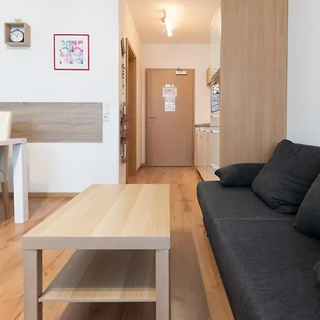 Praga & Restaurant Zell Am See-kaprun Lägenhetshotell Piesendorf