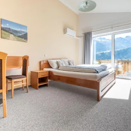 Praga & Restaurant Zell Am See-kaprun 3*