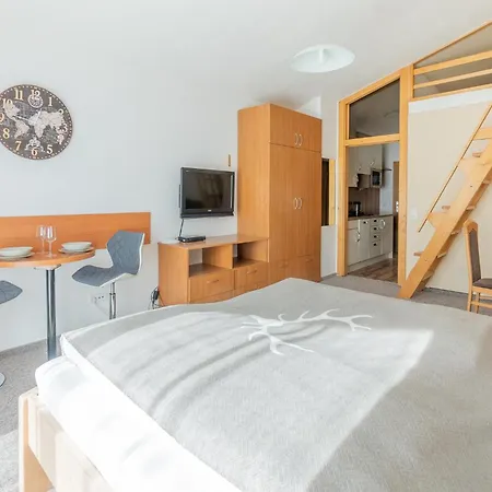 Praga & Restaurant Zell Am See-kaprun Aparthotel
