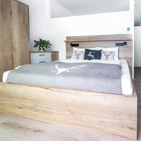 Praga & Restaurant Zell Am See-kaprun Lägenhetshotell