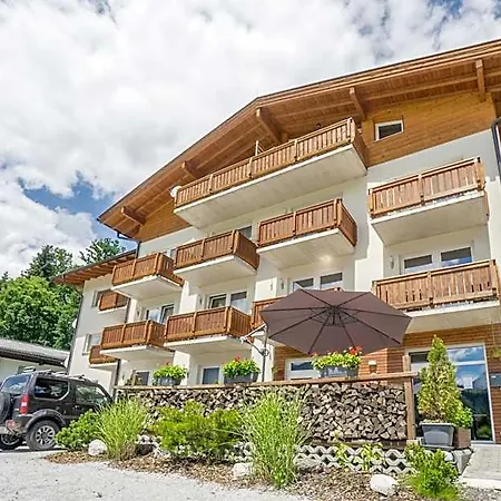 Ξενοδοχείο με διαμερίσματα Praga & Restaurant Zell Am See-kaprun